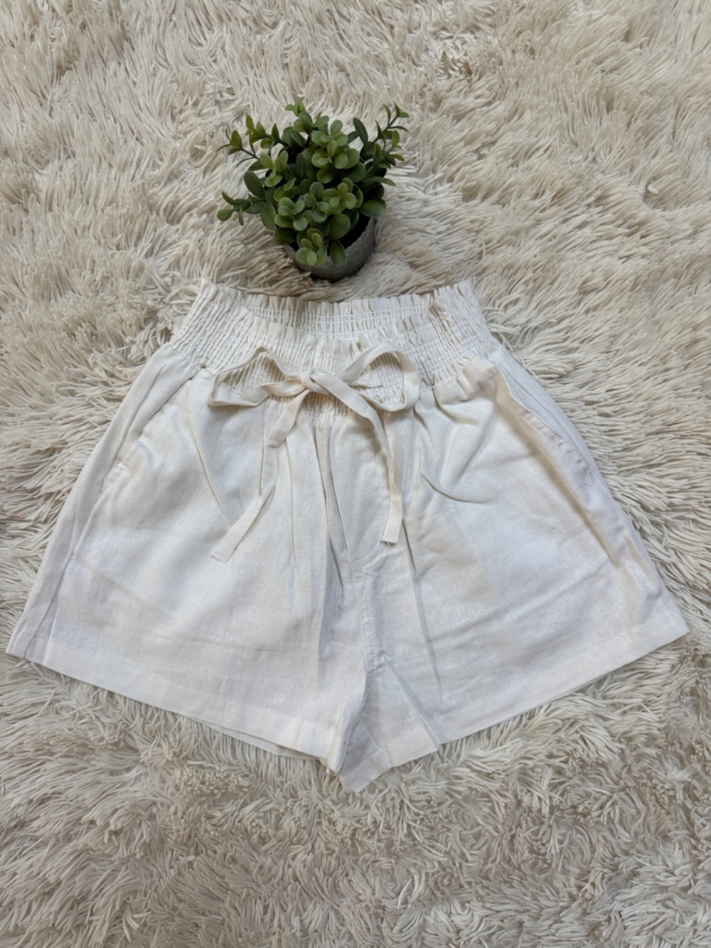 Love Tree Elastic-Waist Tie Front Shorts π Ivory - Picture 3 of 15